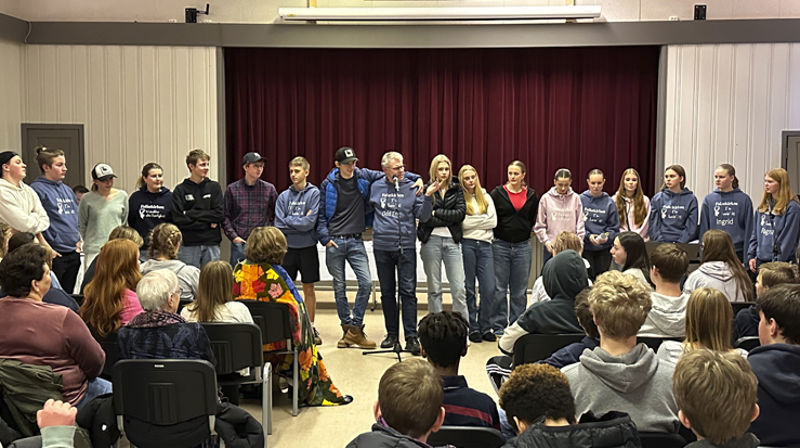 18 ungdomsledere deltok i arrangementet, som ledere i de ulike aktivitetene. Foto: Vidar Wilhelmsen Rygh