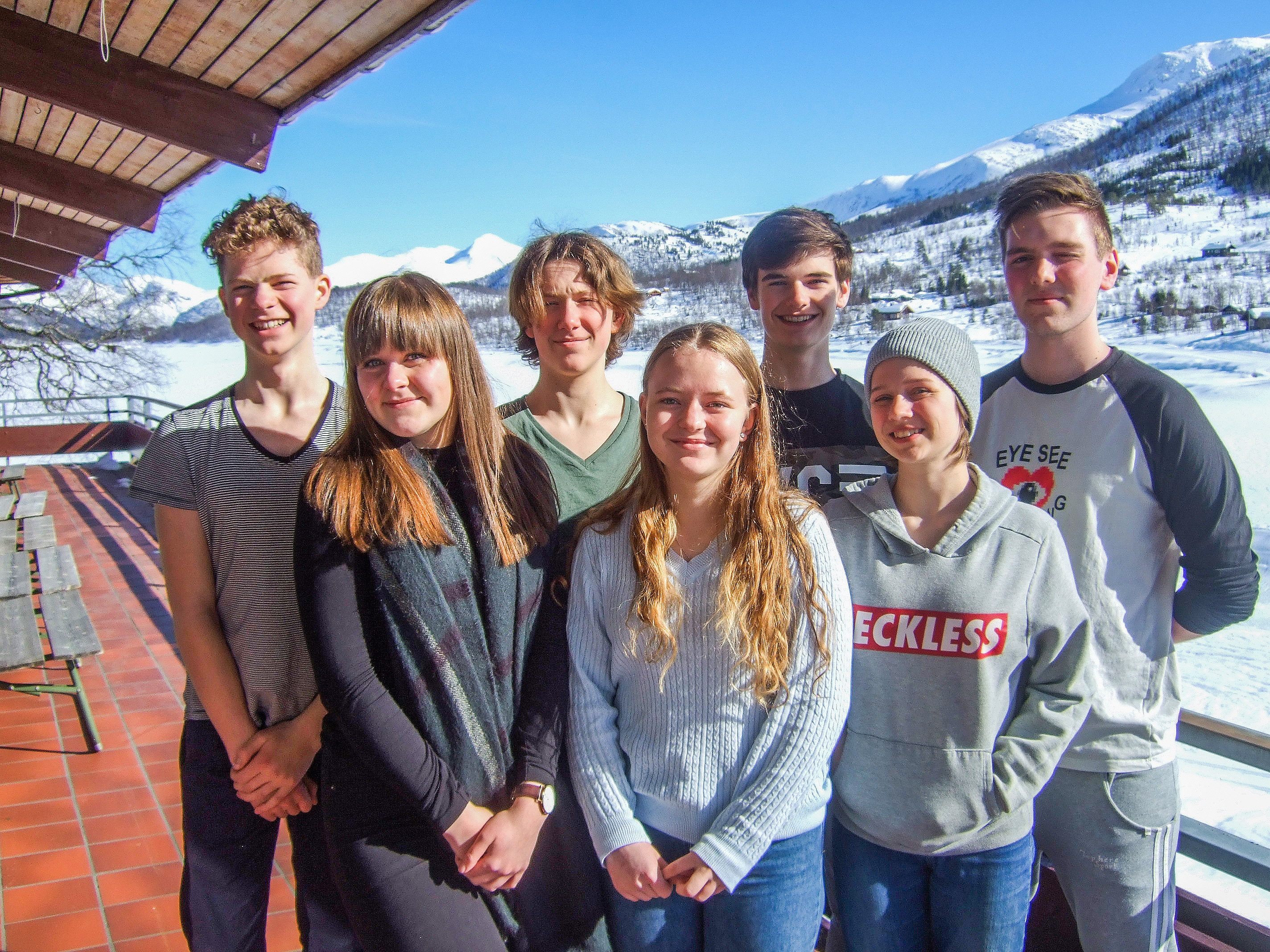 Bak,fr&#229; venstre: Olai Stavseng, &#216;ystein Grimstad Thormods&#230;ter, Iver Fiskaa &#216;deg&#229;rd, Jonathan Risung. Framme,fr&#229; venstre: Tordis Kanutte Frisvoll, Ylva Elisabeth Bj&#248;rnes, Othilie Tofte Lerheim. (Desse var ikkje med p&#229; bilete: Elias Storhaug og David Kringstad Gr&#248;nvik)