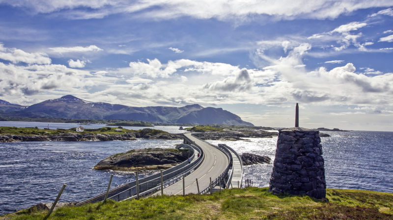 Meir om ledige stillingar i Møre bispedøme