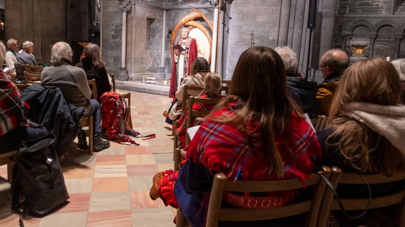 - Alle språk og kulturer har en forbindelse til vår skaper