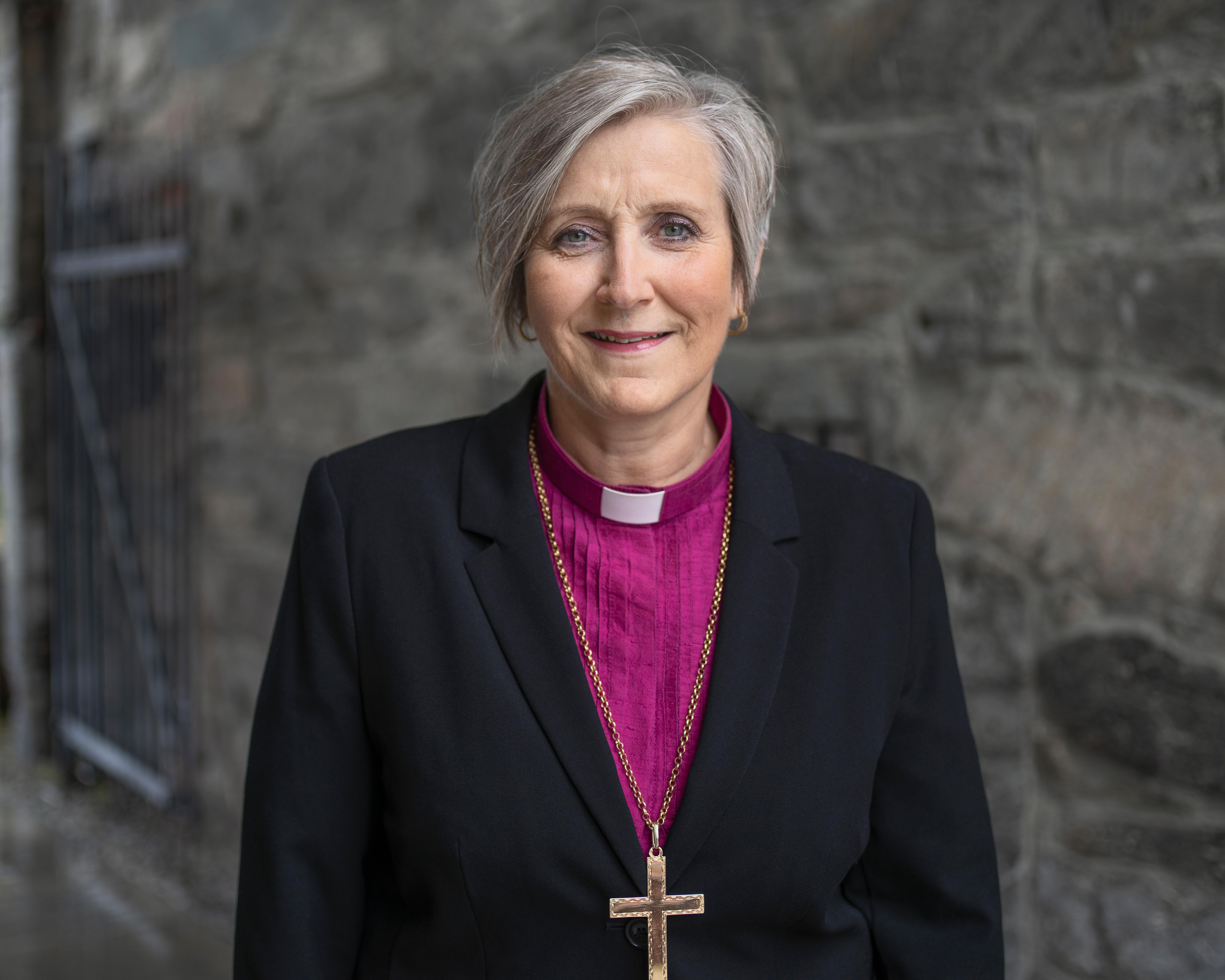 - Kristi Himmelfartsdag henger tydelig sammen med julas budskap, sier biskop Herborg Finnset