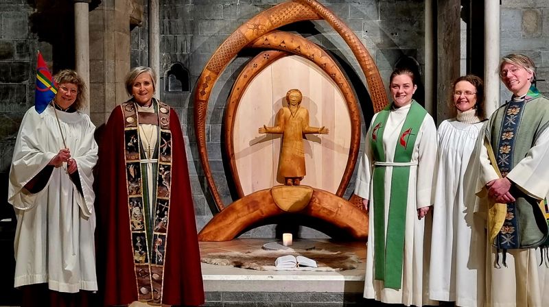 Læhkoe saemiej åålmegebiejjine!