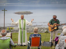 Skaperverket ble feiret flere steder i Stiklestad prosti. Her fra avskjedsgudstjenesten for sokneprest Erik Bakken ved Alstadhaug kirke. (Foto: Henning Vik)