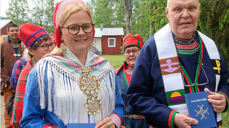 Sørsamisk salmebok ble lansert i fjor sommer. Foto: Daerpies Dierie