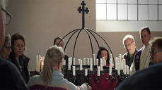 Deltagere på samiskkurs i Snåsa kirke. (Alle foto: Anne-Grethe Leine Bientie)