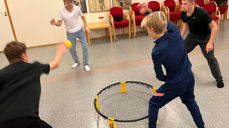 spikeball tunering med ungdommene