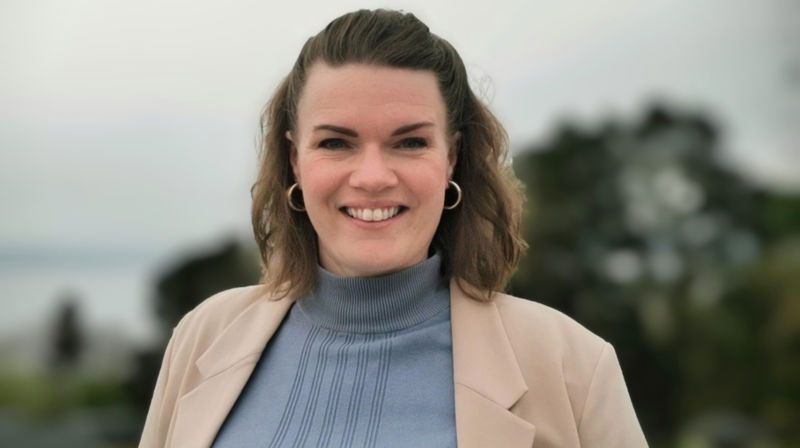 På trua laus: Trua og Foreldrefella