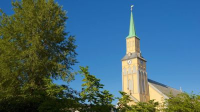 Kirketårnet Tromsø domkirke.  Foto: Den norske kirke