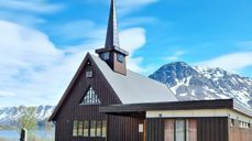 Langvassbukt kirke. Foto: Kvæfjord sokn