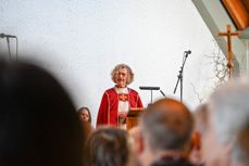 Biskop Kari Veiteberg på visitasgudstjenesten i Holmen kirke. Foto: Asker kirkelige fellesråd