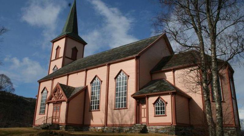 Røsvik kirke.