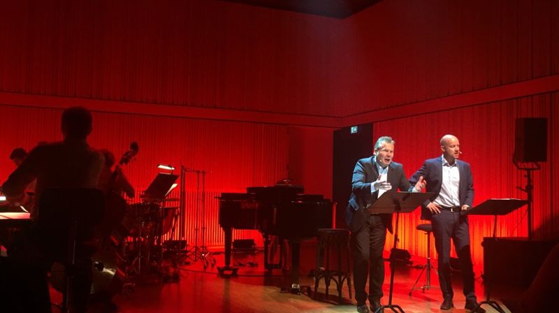 Et djevelsk døgn på en time og et fargerikt møte med dikterpresten og djevelen. Foto: Liv Kari Antonsen - produsent i Nordnorsk Opera og symfoniorkester