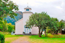 Strandlandet kirke. Foto: Kirkesøk