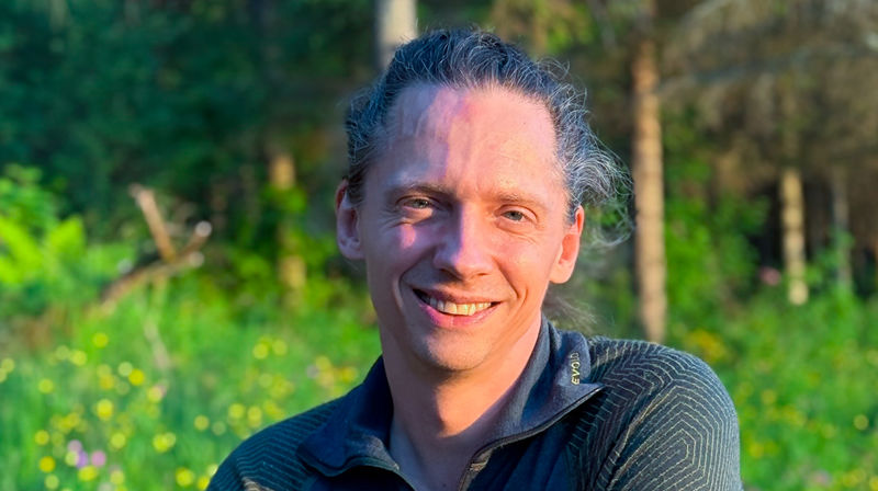 Per Grunnet er sokneprest i Vågan, Henningsvær og Gimsøy / Strauman. Foto: privat