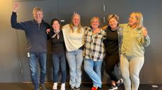 TI PROSENT AV DIAKONILAGET: Diakonirådgiver Asbjørn Finnbakk sammen med (f.v.) Katrine Immerstein Gilje, Line B. Johnsen, Siri Jorunn Johannessen, Oddbjørg H. Øygarden og Lisbeth Skilhagen Haaheim, som alle arbeider spesielt med ungdomsdiakoni.