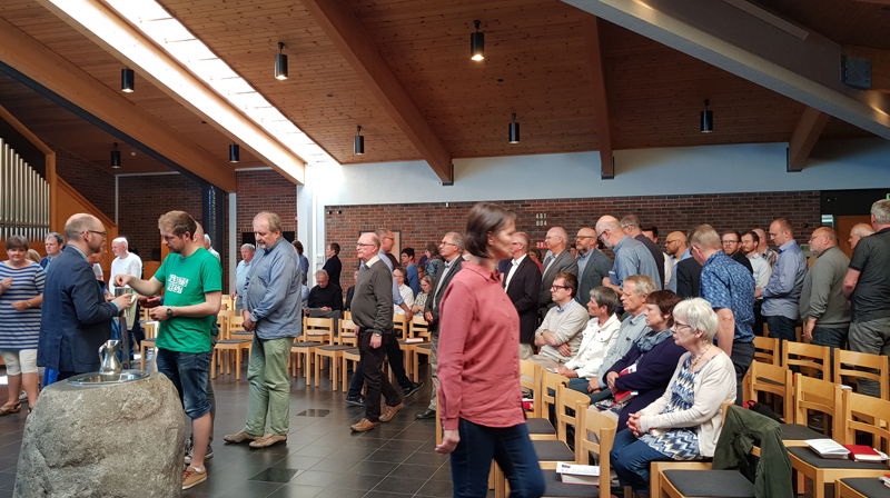 Prestekonventet startet med nattverdsgudstjeneste i Tjensvoll kirke.