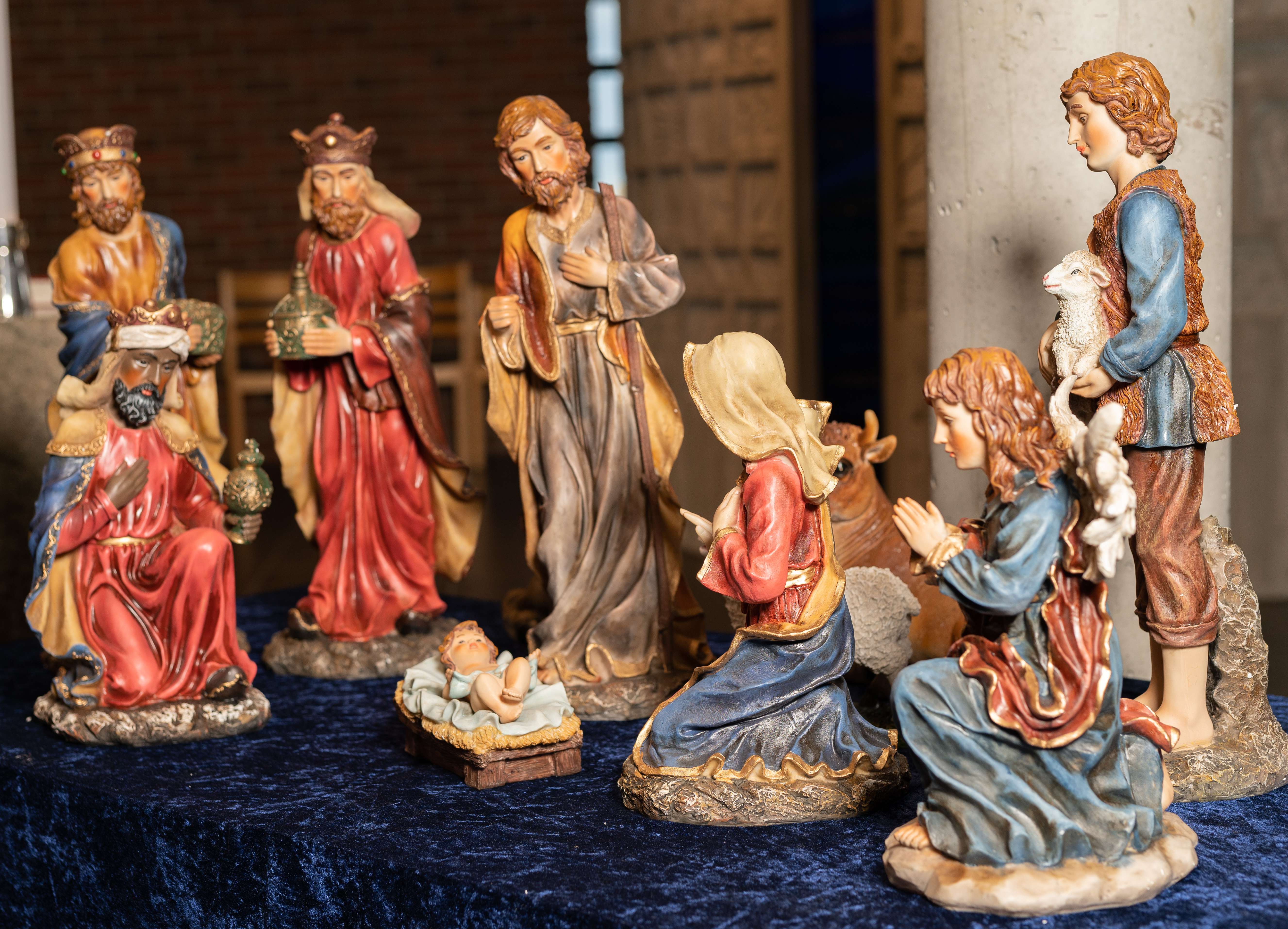 Julekrybben i Tjensvoll kirke. Foto: Øystein Viland