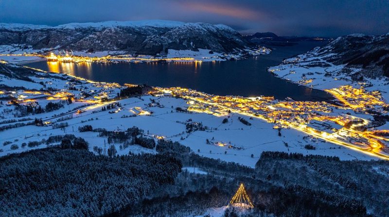 Her er flott natur, trivelege folk og gode tilhøve for friluftsliv. Foto: Økland foto