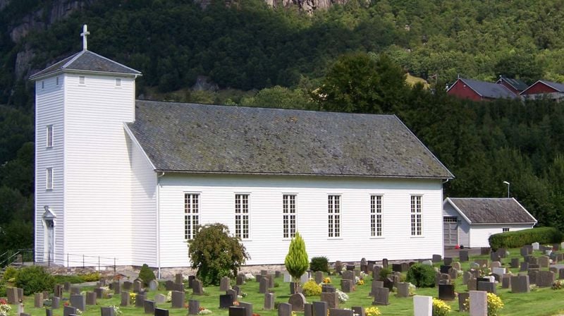 Hjelmeland kyrkje
