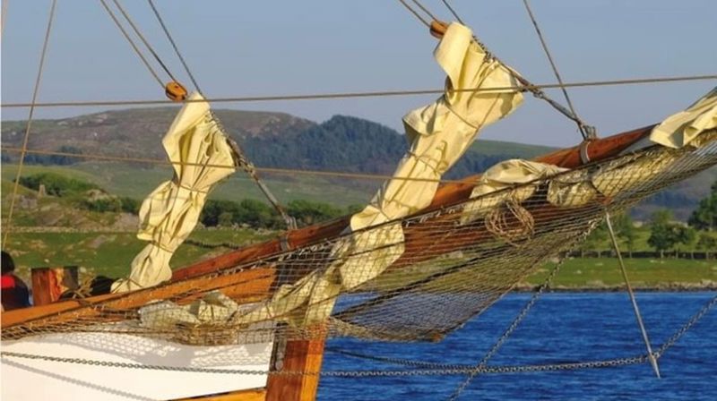 Fra forsiden. Boka inneholder mange flotte bilder fra Kystpilegrimsleia.