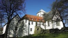 Utstein kloster er en av Stavangers fem middelalderkirker.