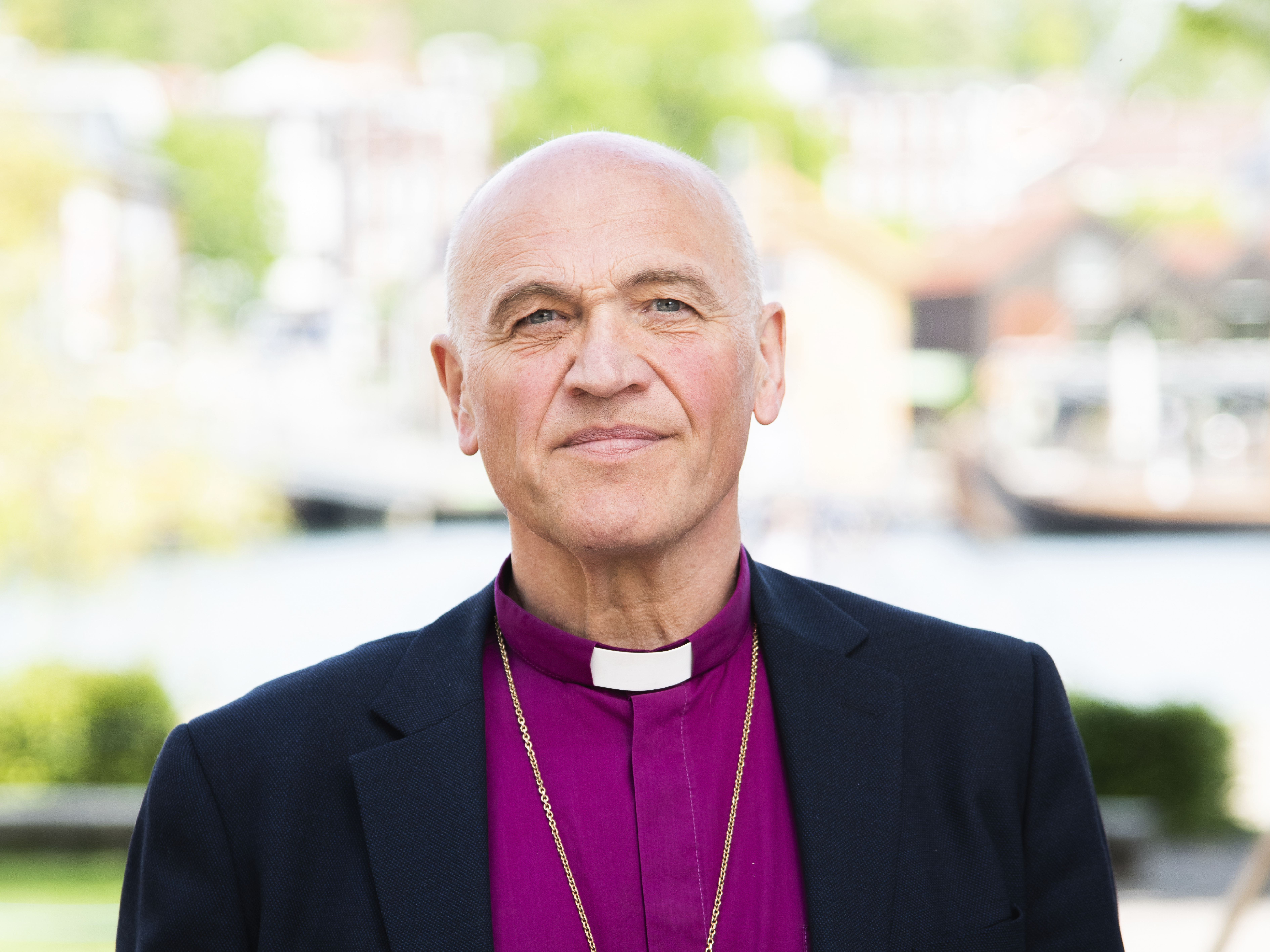 – Be for v&#229;re venner