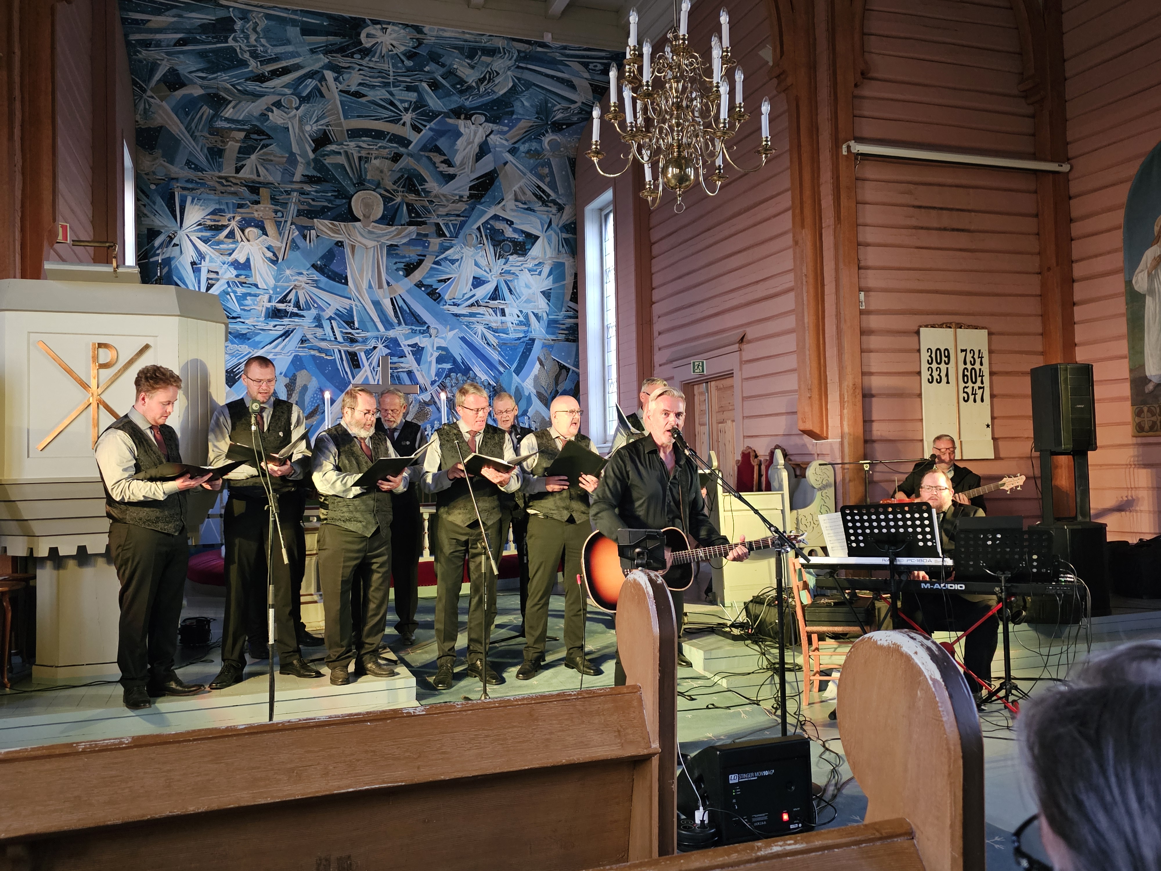 Countrykvelden i 2024 i Arneberg kirke. Foto: Anne Bråten Edvardsen