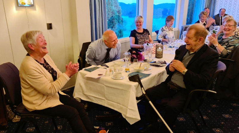 Tibod til vaksne, familiar og eldre