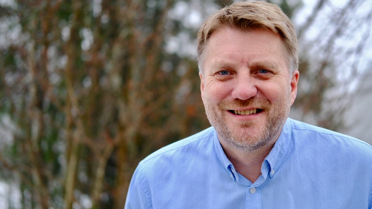 Korleis snakkar vi om vondskap, og korleis gjer Bibelen det? Espen Ottosen underviser på Kyrkjetorget på Frekhaug om temaet vondskap 4. november kl. 19:00. (Foto: privat)