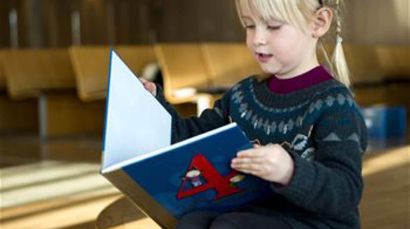 Familiegudsteneste med 4-årsbok og barnekor