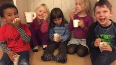 Fra høyre: Iver Storvoll 5 år, Signe Skeie 4,5 år, Ida Marie Tolo, Ella Ovidie Ågedal 4,5 år, Liam Sandvik 5 år Tekst og bilder: Jenny Marie Ågedal