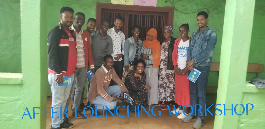 WORKSHOP: Flere nøkkelpersoner var i sommer samlet for å lære mer om «Safe motherhood»-prosjektet. De tok med seg mye viktig kunnskap tilbake til sine lokalsamfunn. Foto: NMS