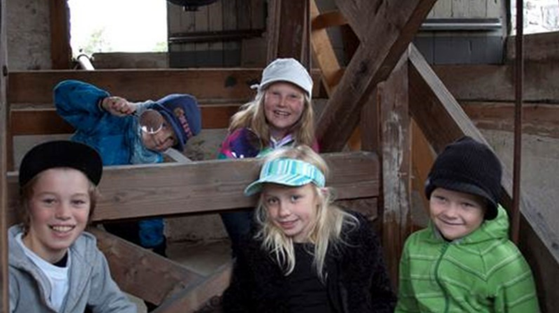 Vi inviterer 8- og 9-åringer, sammen med familien/ kohorten sin, til tårnagentdag i kirka lørdag 5. juni. Håper dere vil bli med!