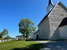 Røyken kirke - Foto: Ellen Martha Blaasvær