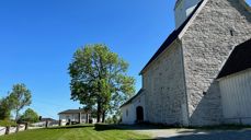 Røyken kirke - Foto: Ellen Martha Blaasvær