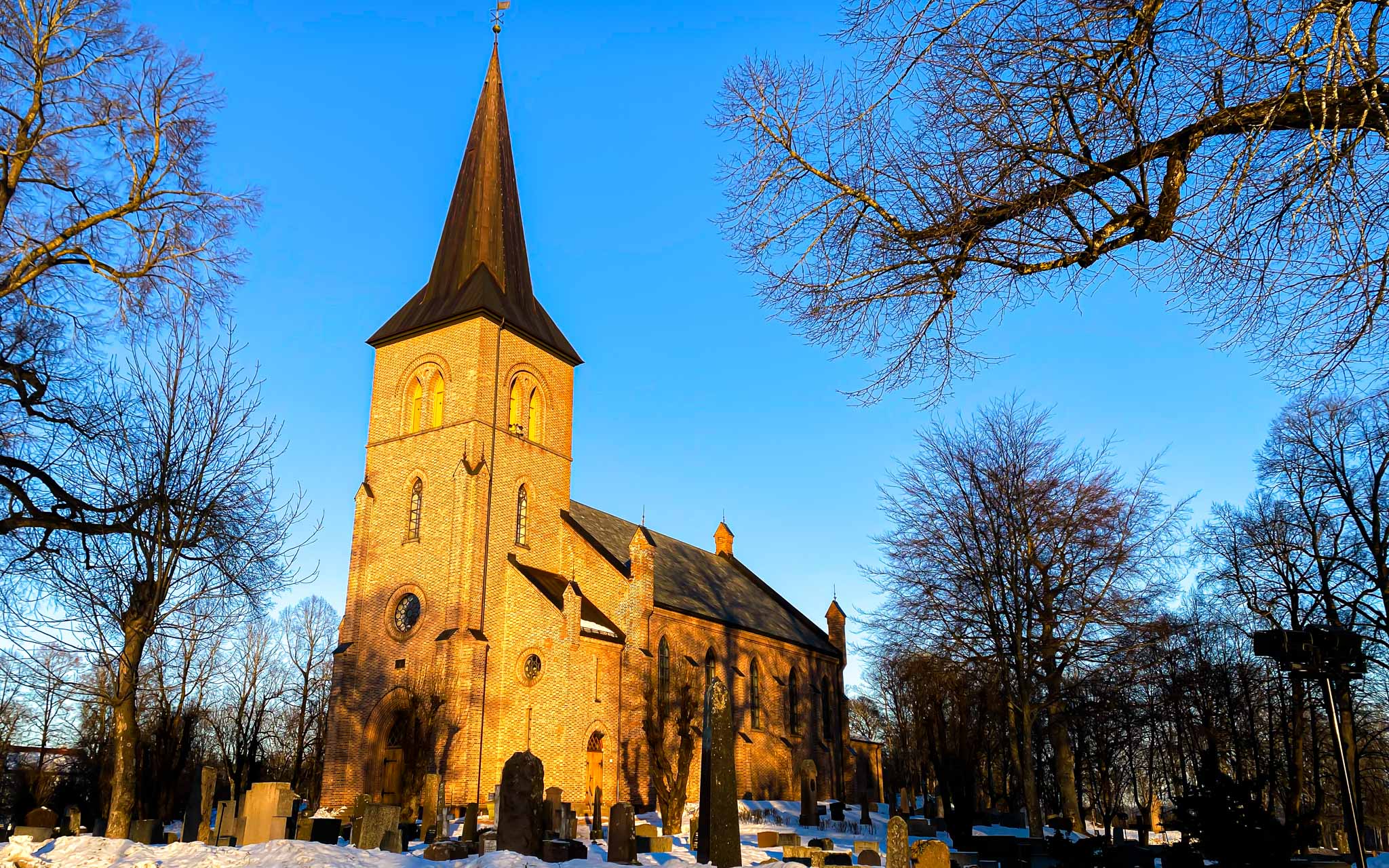 Det blir strenge smitteverntiltak gjennom julehøytiden, både i Asker kirke og i alle de andre kirkene i kommunen. Foto: Jørgen Svartvasmo / Asker kirkelige fellesråd