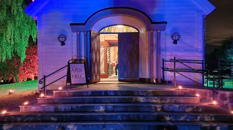 Åpen kirke under factory light festival, Foto: Simen Udnes