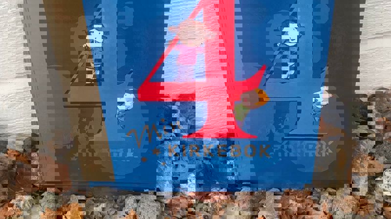 Utdeling av 4-års bok!