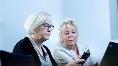 På Digi-kafé kan du få hjelp til tekniske spørsmål