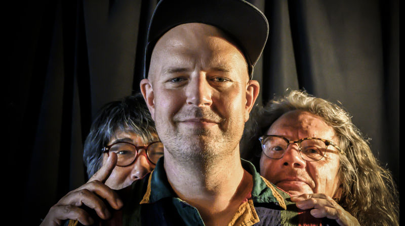 John Holmstöm trio, fra venstre: Yasuhito Mori, bass, John Holmström, piano, Henrik Wartel, trommer.