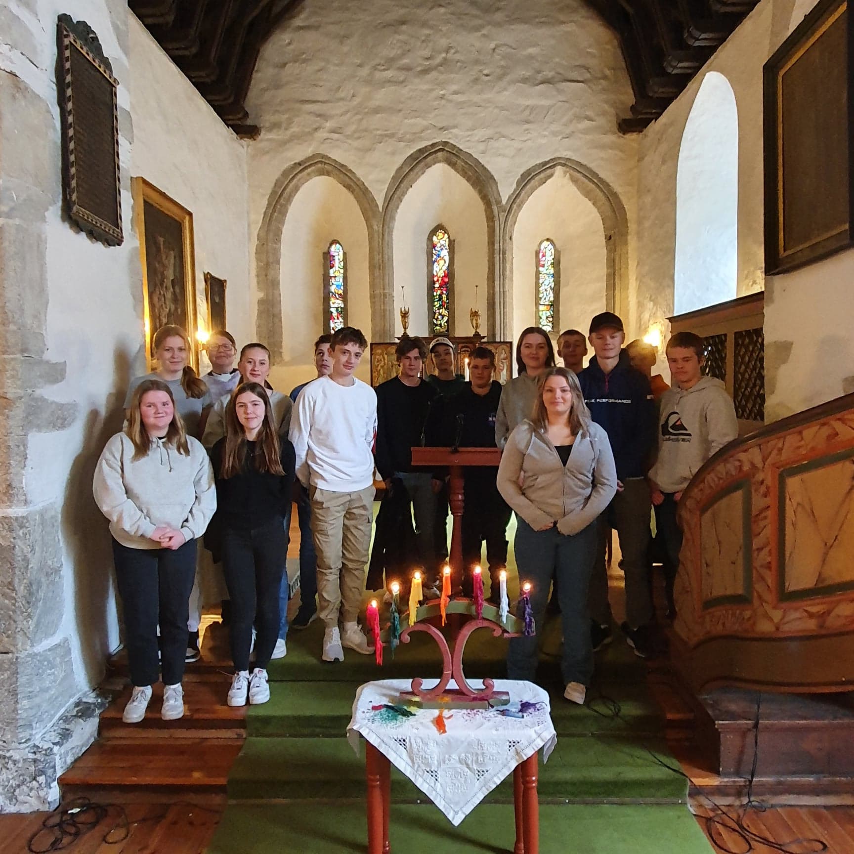 Konfirmantar deltek på Ung messe