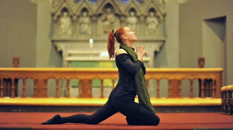 Yogagudstjenester i Bergen domkirke