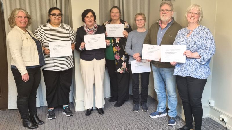 Fra venstre: Berit Bakke, Christina Drange, Karen Bødtker, Julia Oborina, Eli Søgnen, Thor Kalland og Bjørg Karin Husa.