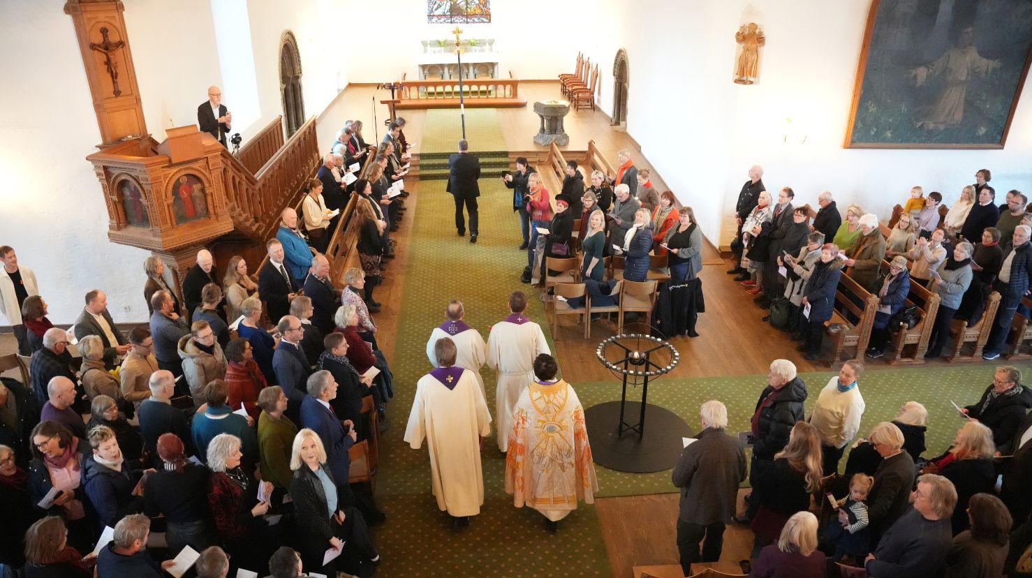 Korskirken har blitt pusset opp og feiret gjenåpningen 8. desember. 