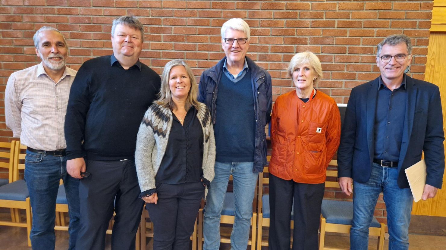 Kirkebyggsjef Arne Tveit, Kantor Sjur Hjeltnes, leder i Nygård menighetsråd Benedikte Torsvik, orgelkonsulent Karstein Askeland, arkitekt Siri Ø. Haugan og orgelbygger Frank Weimbs. 