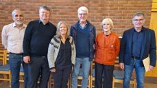 Kirkebyggsjef Arne Tveit, Kantor Sjur Hjeltnes, leder i Nygård menighetsråd Benedikte Torsvik, orgelkonsulent Karstein Askeland, arkitekt Siri Ø. Haugan og orgelbygger Frank Weimbs.