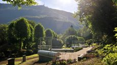 I fjor sommer åpnet en navnet minnelund på Møllendal, noe som var svært etterlengtet.