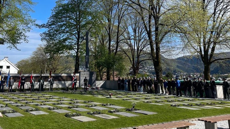 Solheim Æreskirkegård pusset opp før frigjøringsdagen