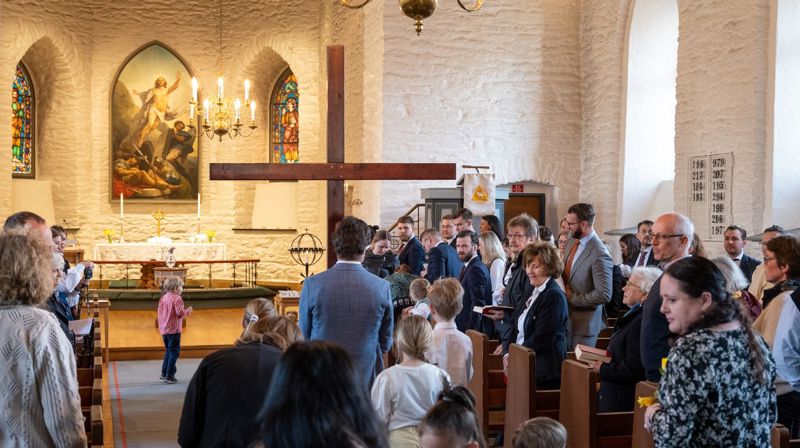 Gudstjenester har, sammen med aktiviteter for voksne, det høyeste deltakertallet i kirken i Bergen en vanlig uke. Foto: Terje Peersen.