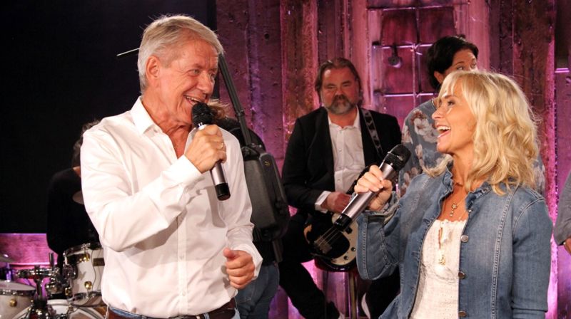 Åsanekveld med Rune Larsen og Anne Veddeng